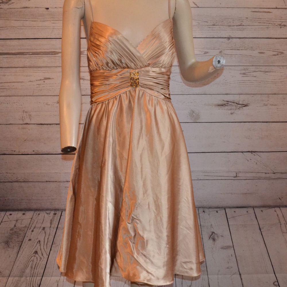 JS Collections Gold Spaghetti Strap Prom Size 6